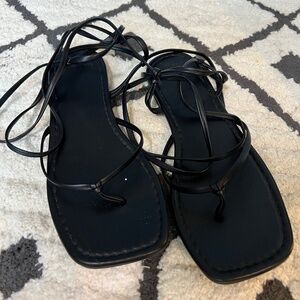 Abercrombie Black Tie-Up Sandals – Size 6.5